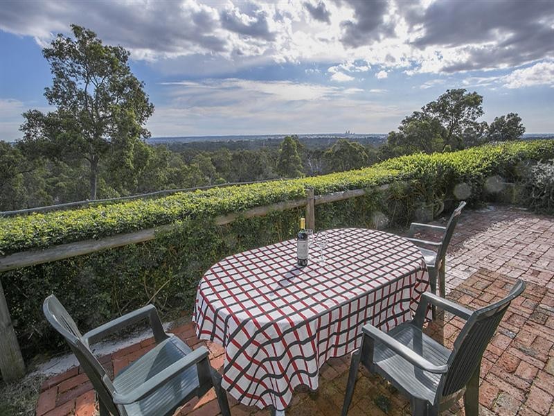 44 Honey Road, Forrestfield WA 6058