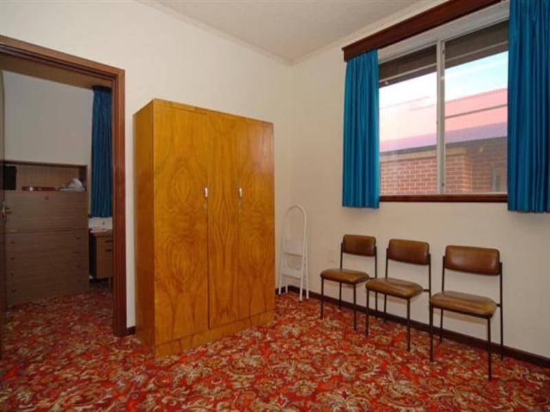 11 Railway Road, Kalamunda WA 6076