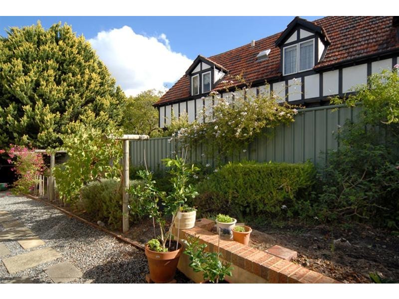 36A Traylen Road, Kalamunda WA 6076