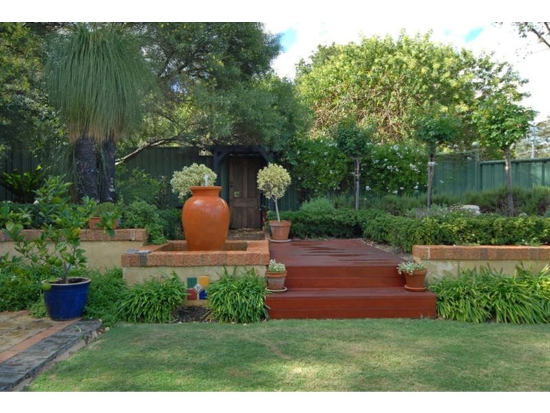 36A Traylen Road, Kalamunda WA 6076