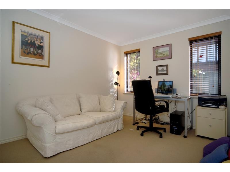 36A Traylen Road, Kalamunda WA 6076