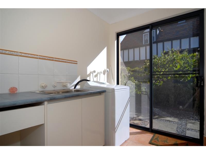 36A Traylen Road, Kalamunda WA 6076