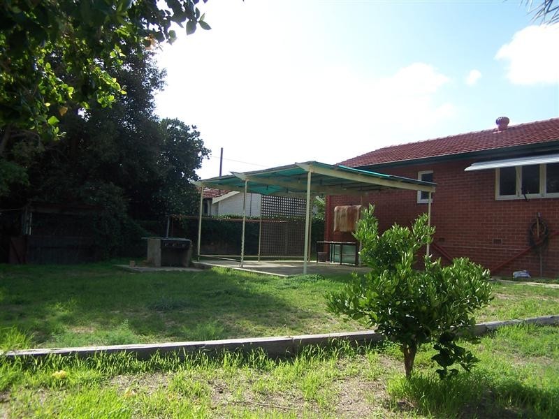 3 Mounthaven Street, Kalamunda WA 6076