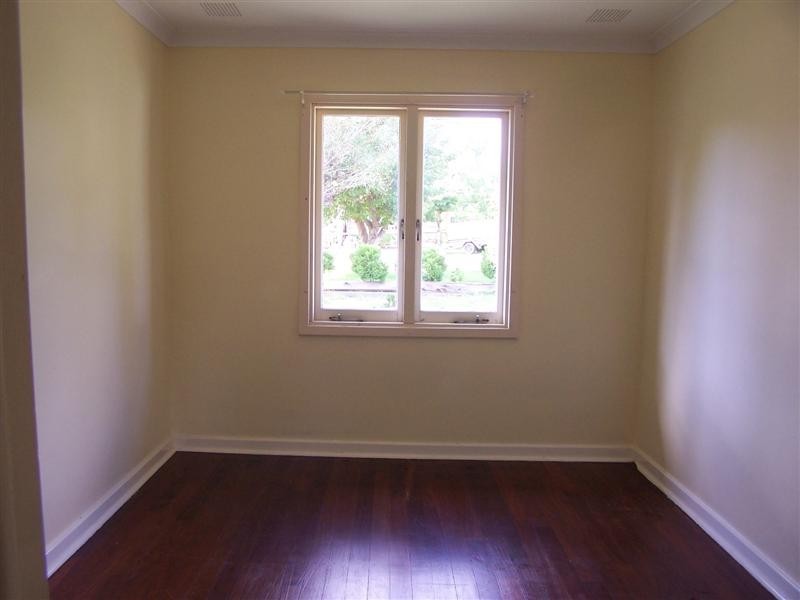 3 Mounthaven Street, Kalamunda WA 6076