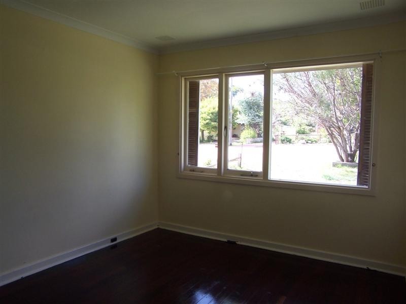 3 Mounthaven Street, Kalamunda WA 6076