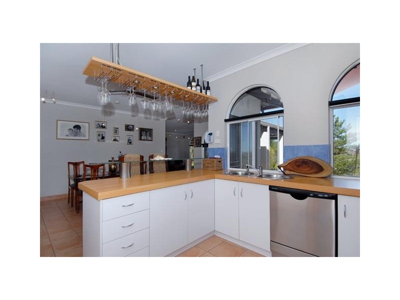 10 Labyrinth Close, Kelmscott WA 6111