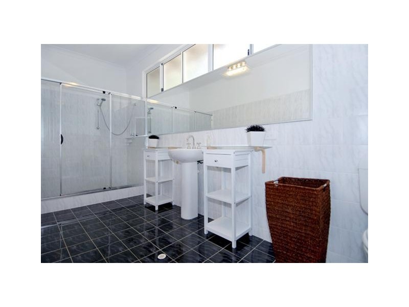 10 Labyrinth Close, Kelmscott WA 6111