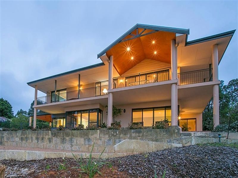 51 Lenori Road, Gooseberry Hill WA 6076