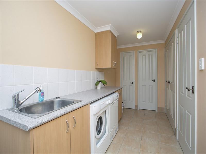 51 Lenori Road, Gooseberry Hill WA 6076