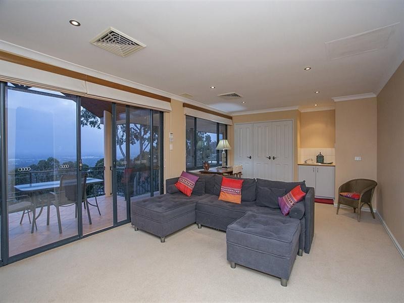 51 Lenori Road, Gooseberry Hill WA 6076