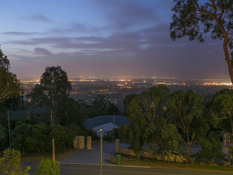 51 Lenori Road, Gooseberry Hill WA 6076