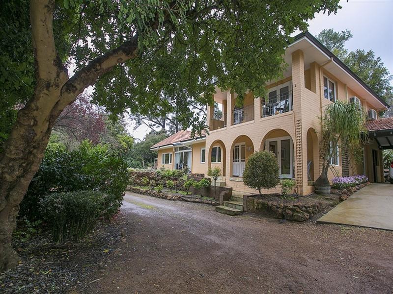 83 Merrivale Road, Pickering Brook WA 6076