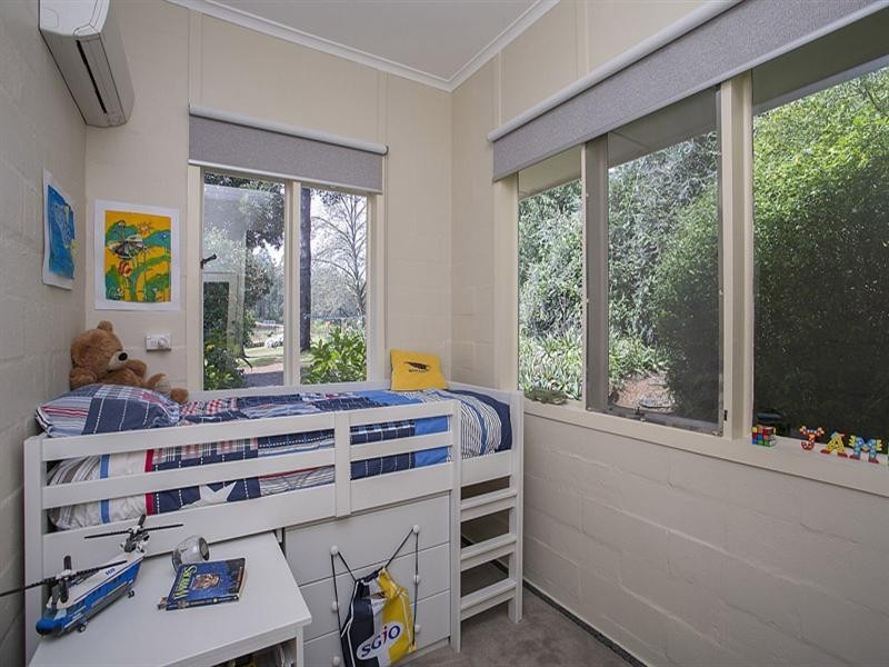 83 Merrivale Road, Pickering Brook WA 6076