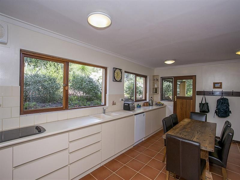 83 Merrivale Road, Pickering Brook WA 6076