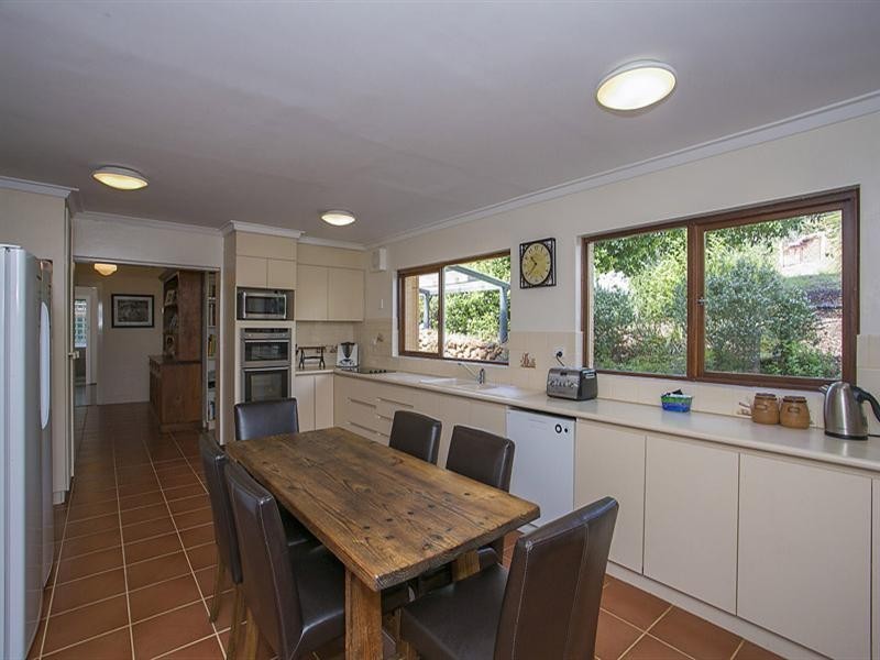 83 Merrivale Road, Pickering Brook WA 6076