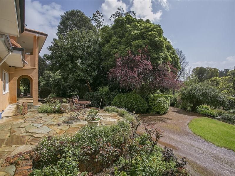 83 Merrivale Road, Pickering Brook WA 6076