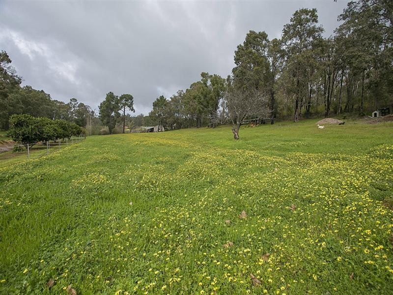 83 Merrivale Road, Pickering Brook WA 6076