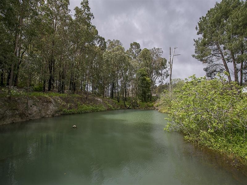 83 Merrivale Road, Pickering Brook WA 6076