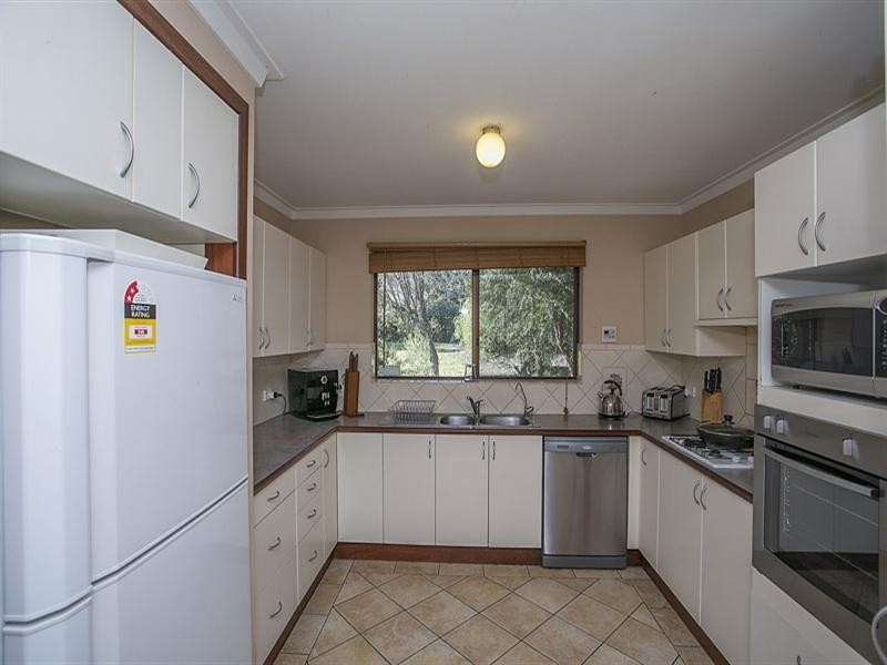 235 Grove Road, Lesmurdie WA 6076