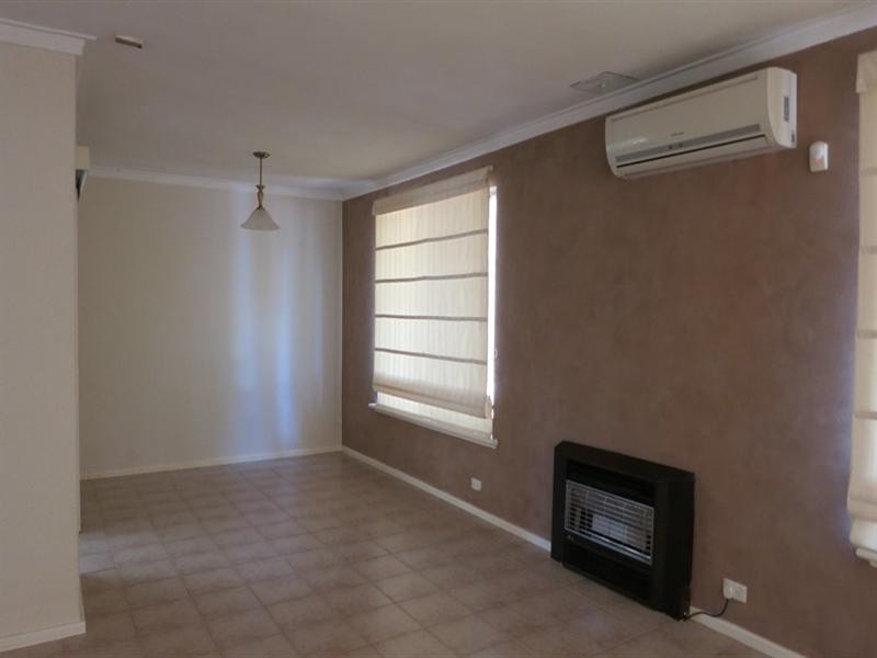 25 Trafalgar Road, Lesmurdie WA 6076