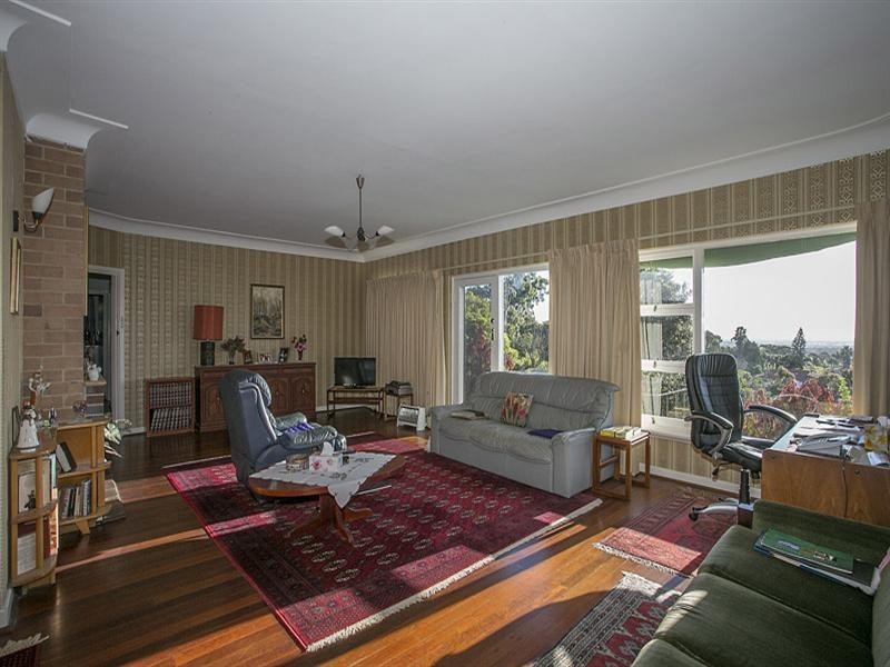 62 West Terrace, Kalamunda WA 6076