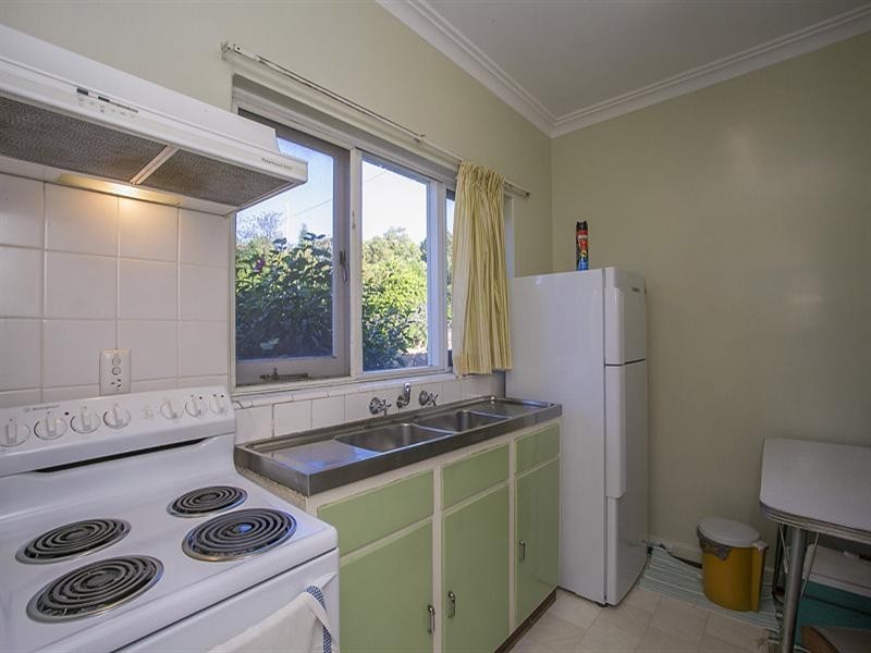 62 West Terrace, Kalamunda WA 6076