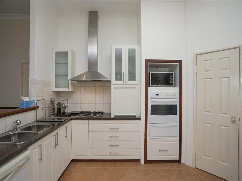 35 Palmateer Drive, Carmel WA 6076