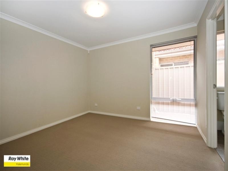 Unit 2, 14 Heath Road, Kalamunda WA 6076