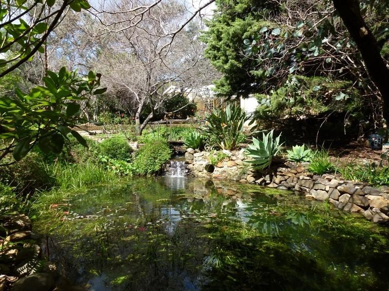 8 Taylor Road, Kalamunda WA 6076