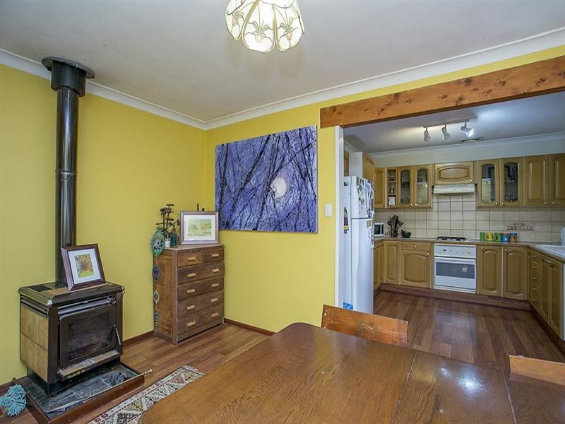 10 Currawong Crescent, Walliston WA 6076