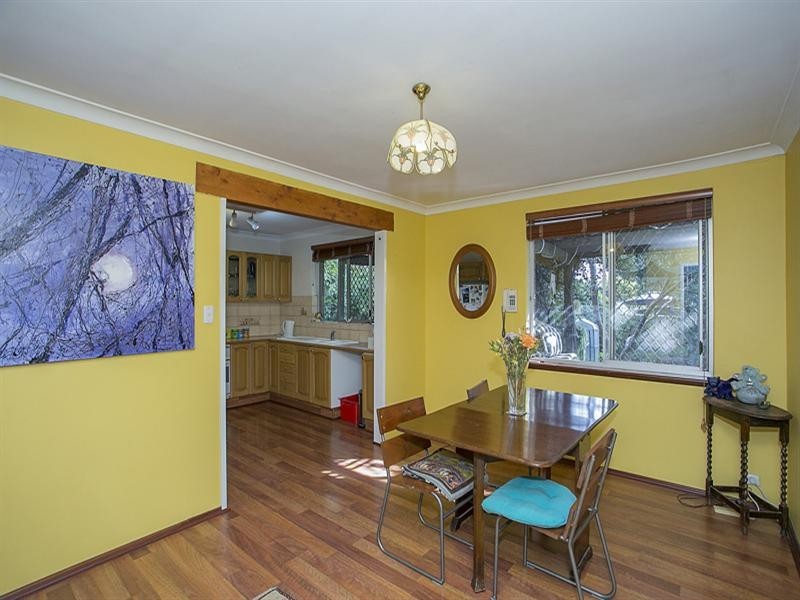 10 Currawong Crescent, Walliston WA 6076