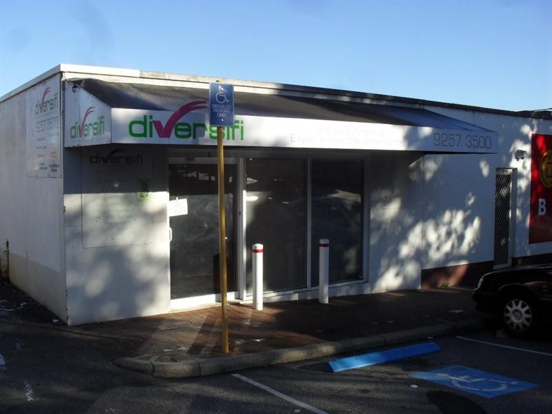 2 Barber Street, Kalamunda WA 6076