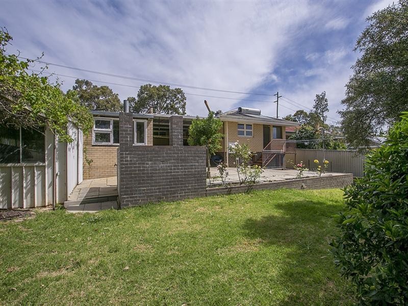 56 Lyndhurst Road, Kalamunda WA 6076