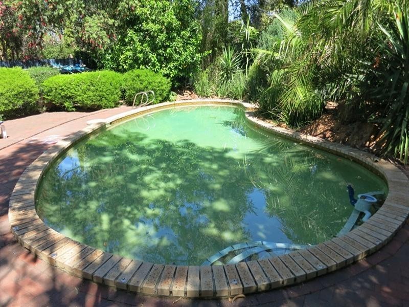 15 Shield Road, Lesmurdie WA 6076