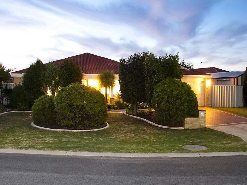 15 Nirimba Close, South Guildford WA 6055