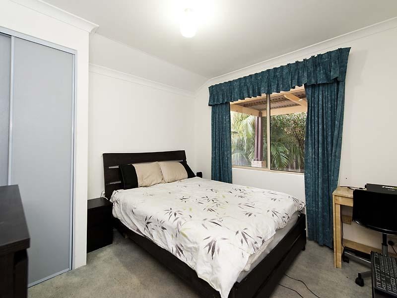 15 Nirimba Close, South Guildford WA 6055