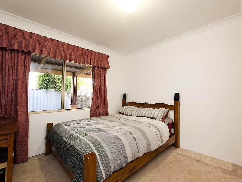 15 Nirimba Close, South Guildford WA 6055