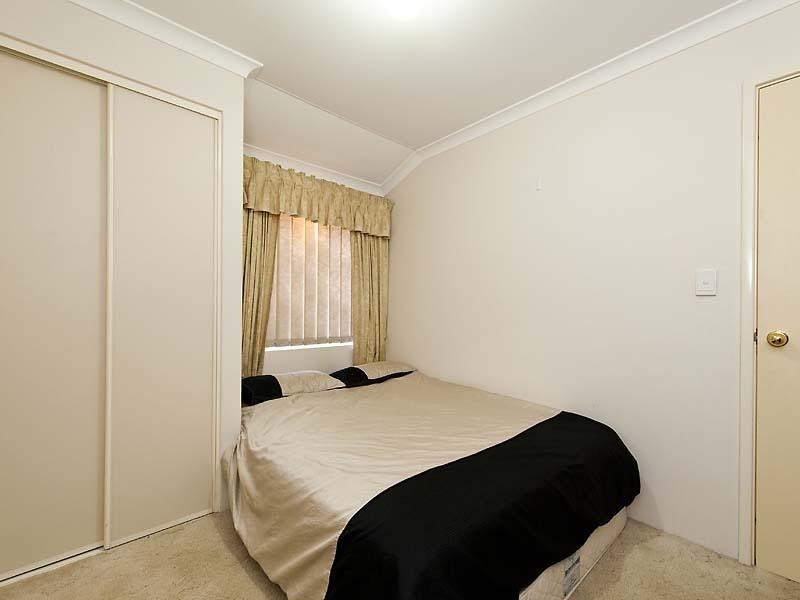 15 Nirimba Close, South Guildford WA 6055