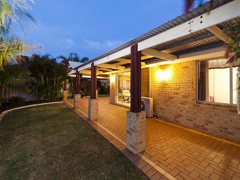 15 Nirimba Close, South Guildford WA 6055