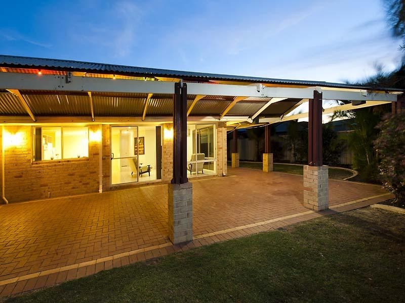 15 Nirimba Close, South Guildford WA 6055