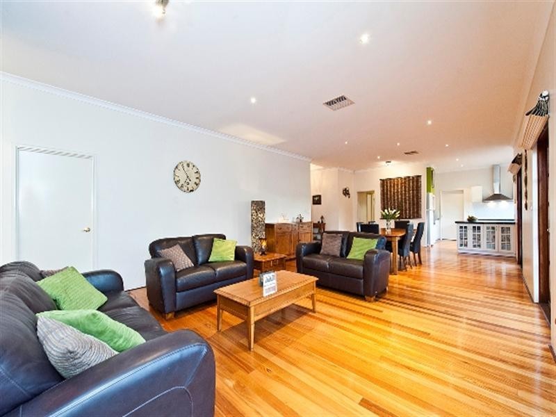 181 Pomeroy Road, Lesmurdie WA 6076