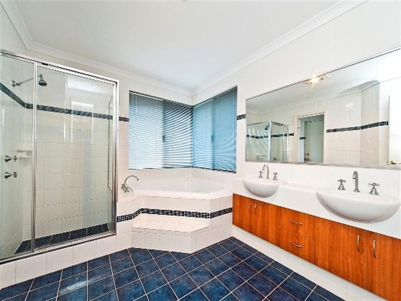 181 Pomeroy Road, Lesmurdie WA 6076