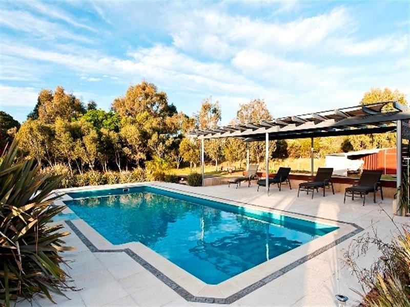 181 Pomeroy Road, Lesmurdie WA 6076