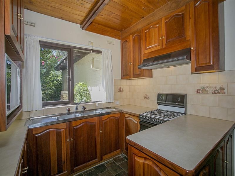 64 Valencia Road, Carmel WA 6076