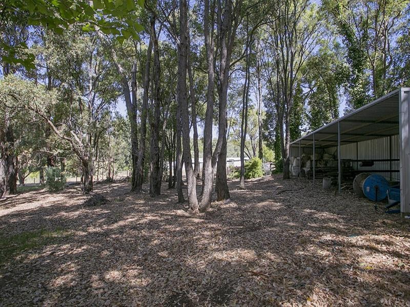 64 Valencia Road, Carmel WA 6076