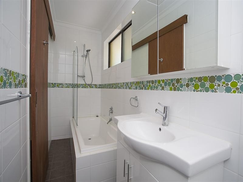 12 Shirley Road, Walliston WA 6076