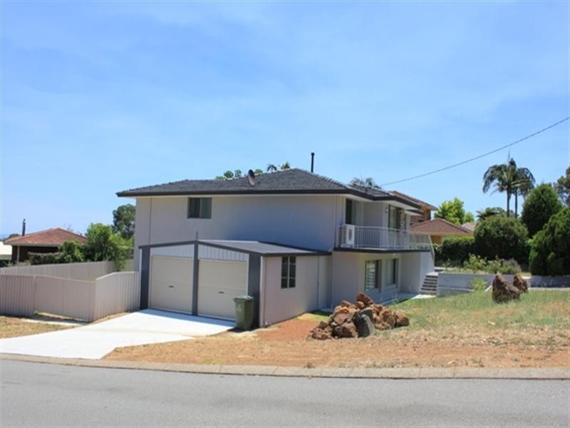 208 Canning Road, Lesmurdie WA 6076