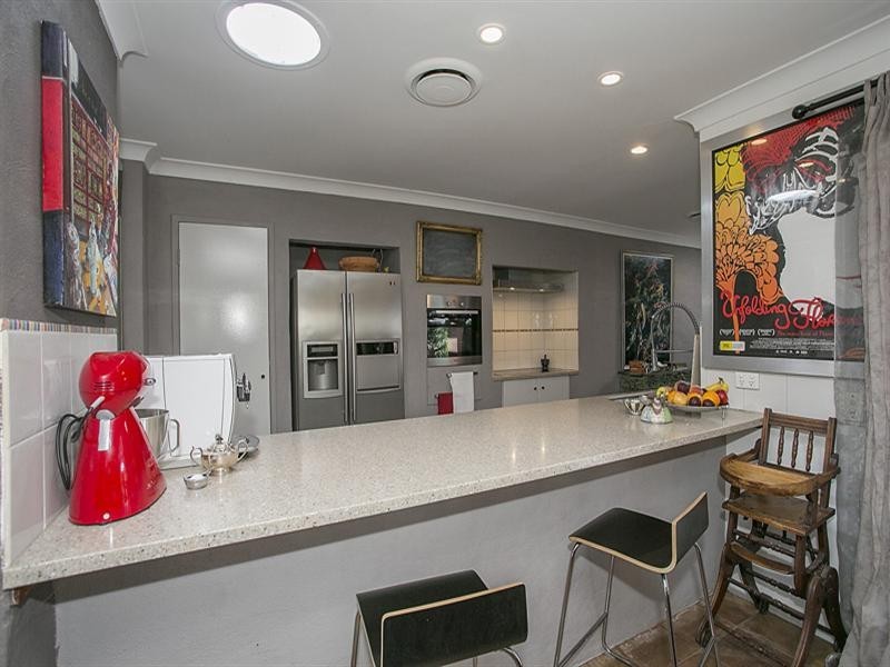 15 Welshpool Road East, Lesmurdie WA 6076