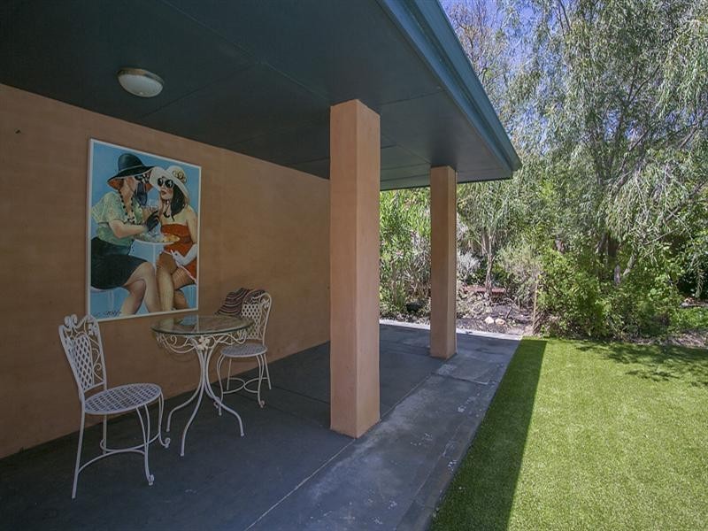 15 Welshpool Road East, Lesmurdie WA 6076