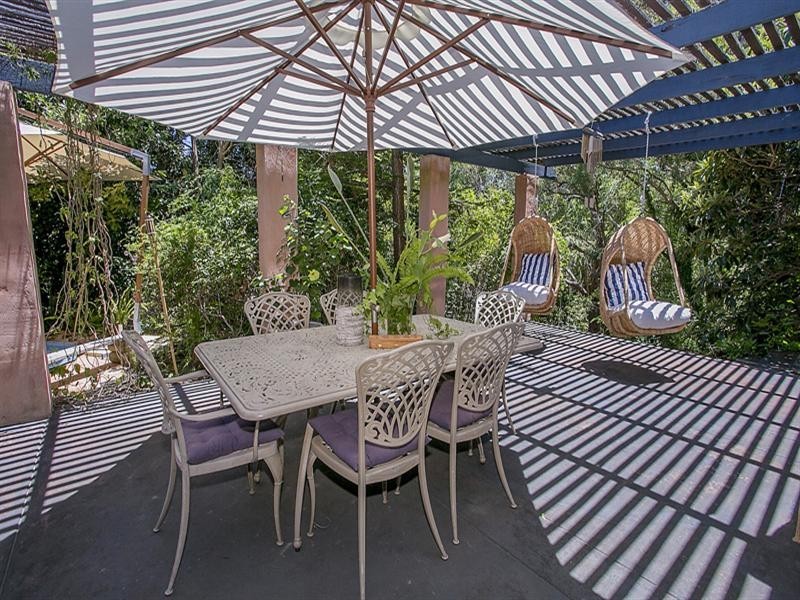 15 Welshpool Road East, Lesmurdie WA 6076